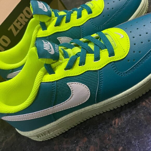 NIKE FORCÉ 1 CRÁTER BRIGHT SPRUCE/PHANTON SIZE 3Y - Picture 11 of 14